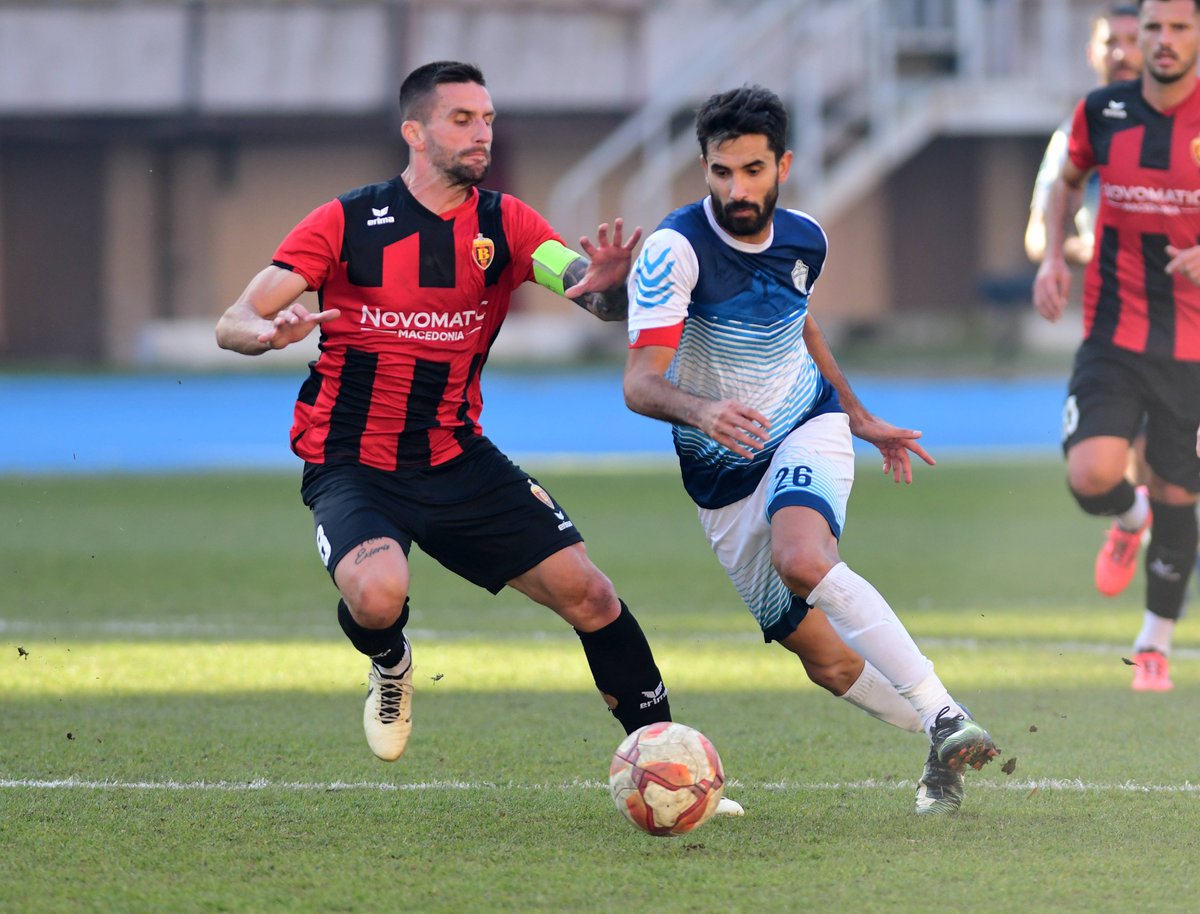 ❌FUTBOLDAN 2 YIL MEN

🔔Gostivar'ın Rabotnicki ile karşılaştığı maçta takım arkadaşlarına sahadan çekilme talimatı veren Alper Potuk, Makedonya Futbol Federasyonu tarafından kulüp başkanı ve teknik direktörüyle birlikte futboldan men edildi.
