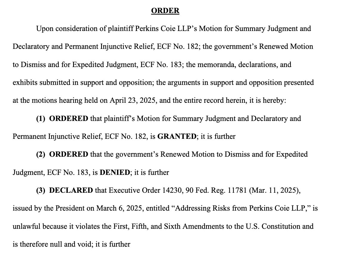 BREAKING:

A federal judge has permanently BLOCKED the entirety of Trump's executive order targeting the law firm Perkins Coie.

The order is here.storage.courtlistener.com/recap/gov.usco… 

Our coverage of a related case here 
allrisenews.com/p/jenner-trump…