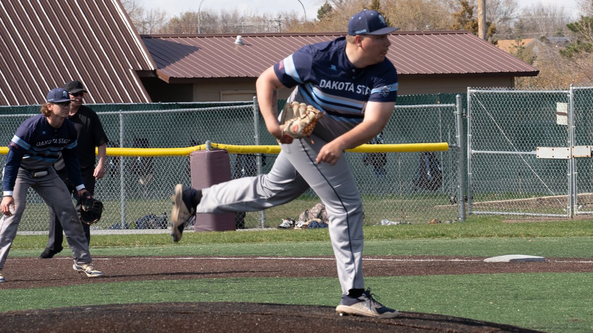 Dakota State University Athletics (@dsu_trojans) on Twitter photo ⚾️ RECAP: <a href="/DSU_Baseball_/">Dakota State University Baseball</a> stuns VCSU with Portner’s ninth-inning grand slam to stay alive in NSAA tournament
Trojans extend season, play loser's of Mayville State-Dickinson State winner's bracket game Saturday at 12 pm (CT)/11 am (MT)
📰 tinyurl.com/5xyaxxxb
#TrojanNation⚔️ ⚾️ RECAP: <a href="/DSU_Baseball_/">Dakota State University Baseball</a> stuns VCSU with Portner’s ninth-inning grand slam to stay alive in NSAA tournament
Trojans extend season, play loser's of Mayville State-Dickinson State winner's bracket game Saturday at 12 pm (CT)/11 am (MT)
📰 tinyurl.com/5xyaxxxb
#TrojanNation⚔️