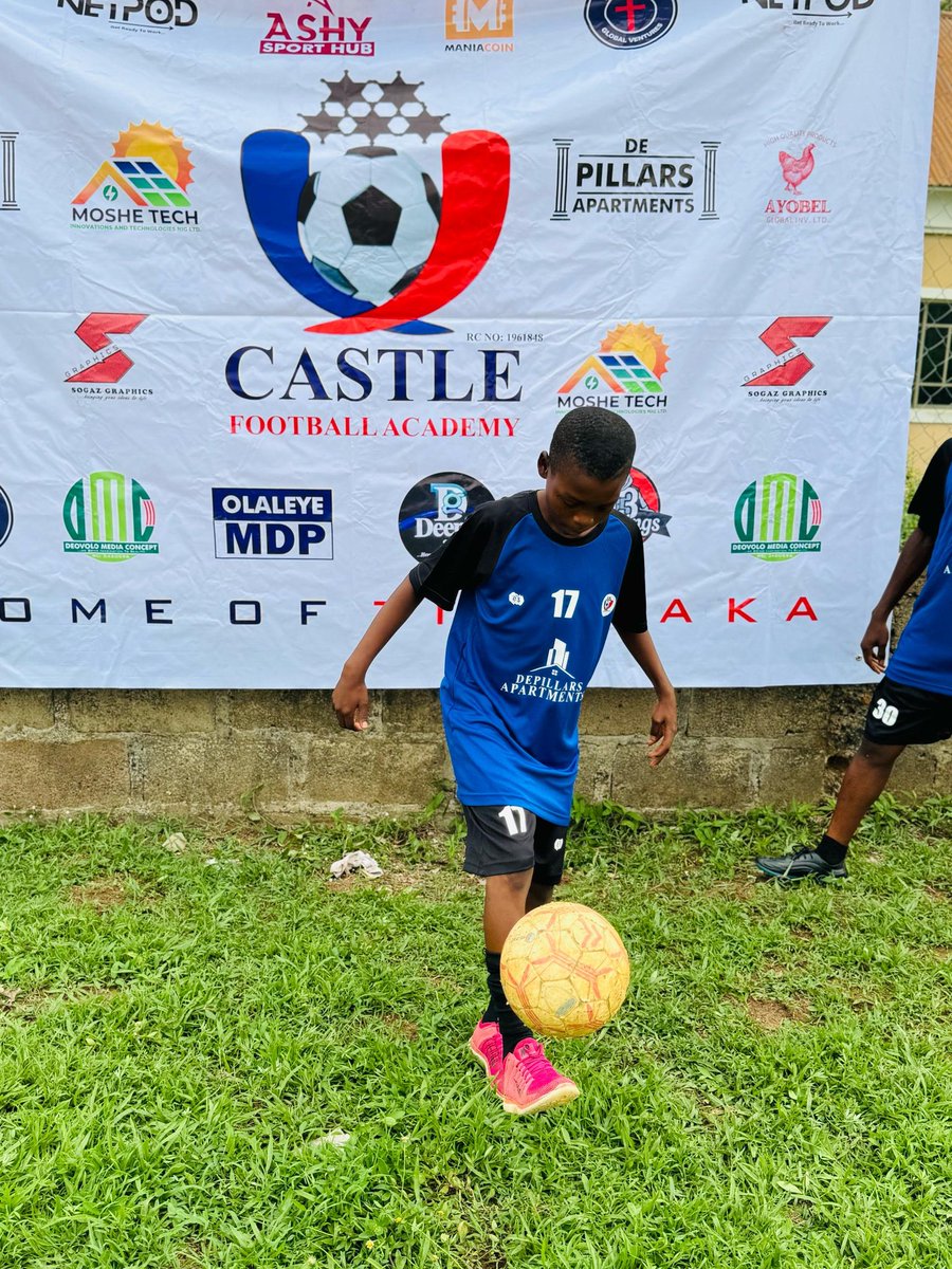 vamosCFA's tweet photo. We’ve officially unveiled the new Castle Football Academy kit
 and it’s game time tomorrow!
Don’t miss the action. 
Tune in and support the squad

#CastleFootballAcademy 
#houseoftikitawa 
#footballstar
#footballacademyinogbomosho
#footballers https://t.co/e6pcQ64Le3
