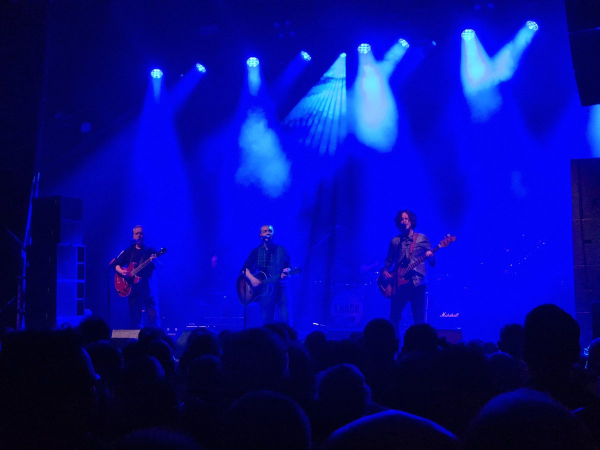Tonight I finally got to see <a href="/Shack_Band/">Shack</a> for the first time after buying HMS Fable in 1999, an album that I love to this day.
