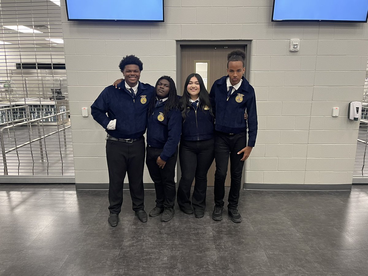 Trying to get a good picture of everyone is hard! Introducing the 25-26 Spring FFA officer team! Can’t wait for the fun we will definitely have! 
President- Jesson Wilson
Vice President- Jaedyn Gasaway
Secretary- Ivanna Hernandez
Treasurer- Elijah Pounds
<a href="/SPRINGHIGHLIONS/">Spring High School</a>