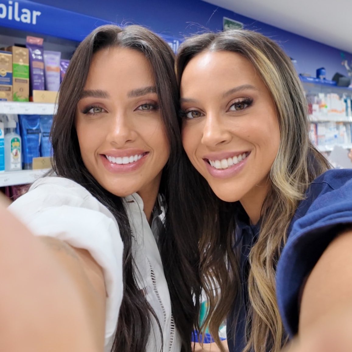 EVA E RENATA COM PAGUE MENOS 

RT PRA SUBIR