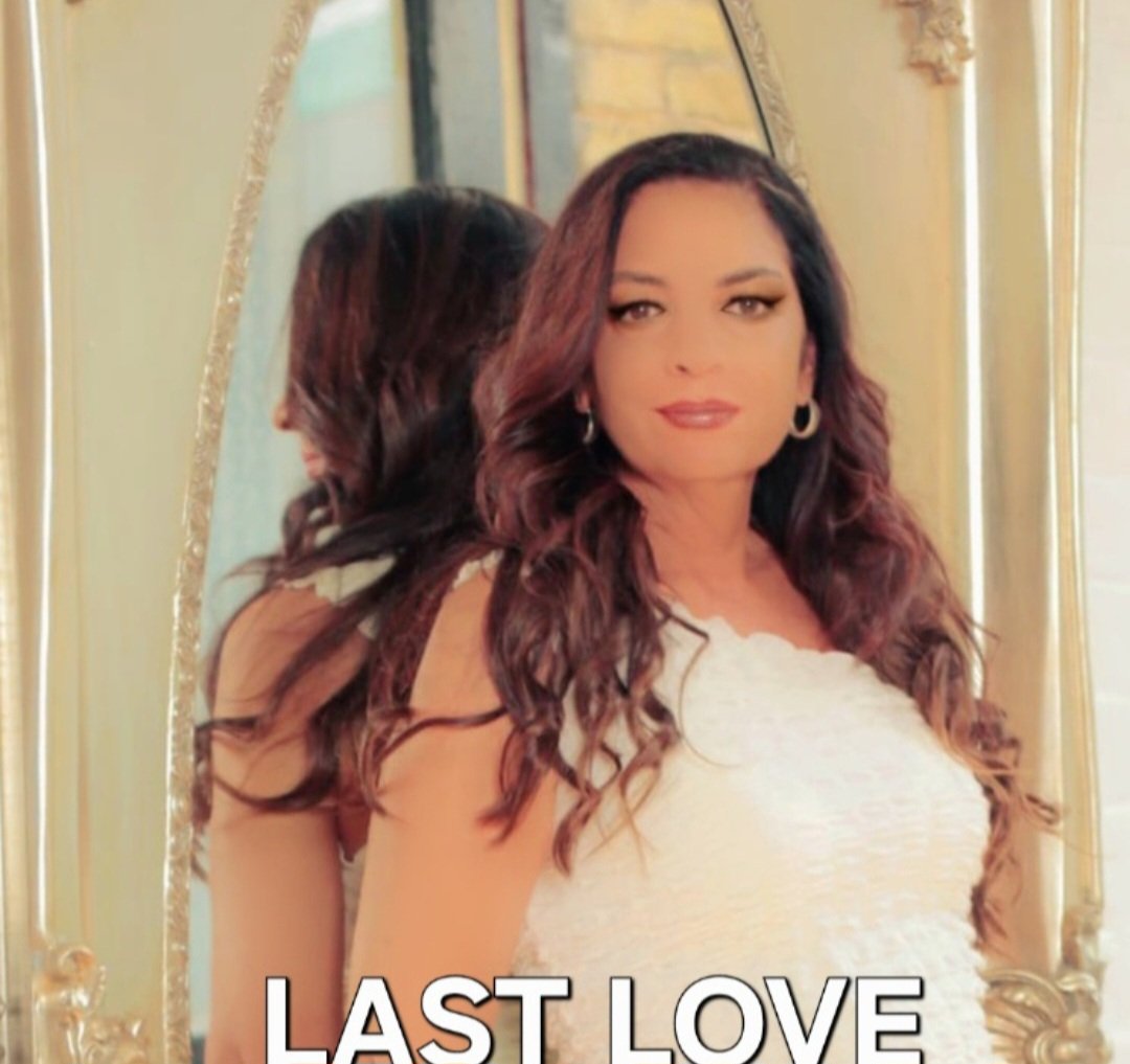 please listen in tomorrow night and listen to my latest singles re released this weekend twistedroadradio.com and support this amazing independent radio station. 
Thankyou so very much it's truly appreciated ❤️
twistedroadradio.com 
reverbnation.com/lperrysmusic