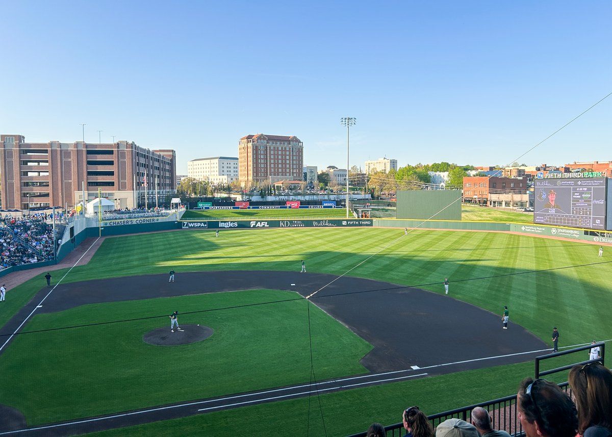 USC Upstate Spartans (@upstatespartans) on Twitter photo ๐ฅ New year. New venue (and view!๐คฉ).
Same Spartan energy! ๐ฅ
Less than 40 tickets remain for Spartyโs Ball in the Milliken Club at Fifth Third Park! ๐๏ธ๐
Celebrate with us May 17th!
๐๏ธ brnw.ch/21wSnJM
#SpartanArmy โ๏ธ #SpartysBall
๐ค<a href="/SptbgRegional/">Spartanburg Regional</a> ๐ฅ New year. New venue (and view!๐คฉ).
Same Spartan energy! ๐ฅ
Less than 40 tickets remain for Spartyโs Ball in the Milliken Club at Fifth Third Park! ๐๏ธ๐
Celebrate with us May 17th!
๐๏ธ brnw.ch/21wSnJM
#SpartanArmy โ๏ธ #SpartysBall
๐ค<a href="/SptbgRegional/">Spartanburg Regional</a>