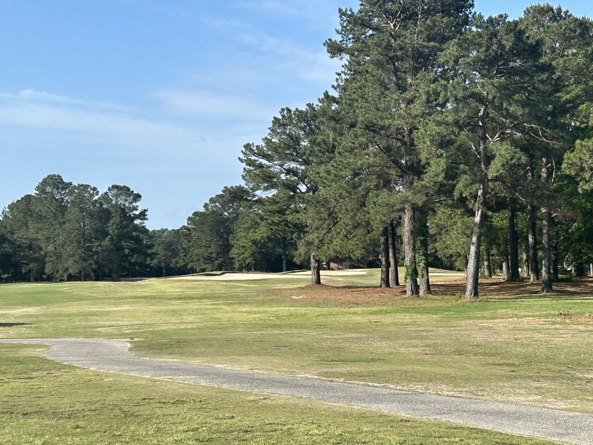 Country club of South Carolina in Florence. A great layout in somewhat playable condition. Even with many greens questionable due to poa annua I still recommend playing the course. So many excellent holes. 3 tough finishing holes. It’s a good track.