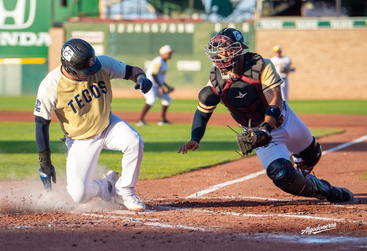DIFCoah's tweet image. La Presidenta Honoraria del DIF Coahuila, Liliana Salinas Valdes, recibió de parte del equipo Algodoneros el donativo correspondiente a la taquilla de la pasada Copa Gobernador ⚾.