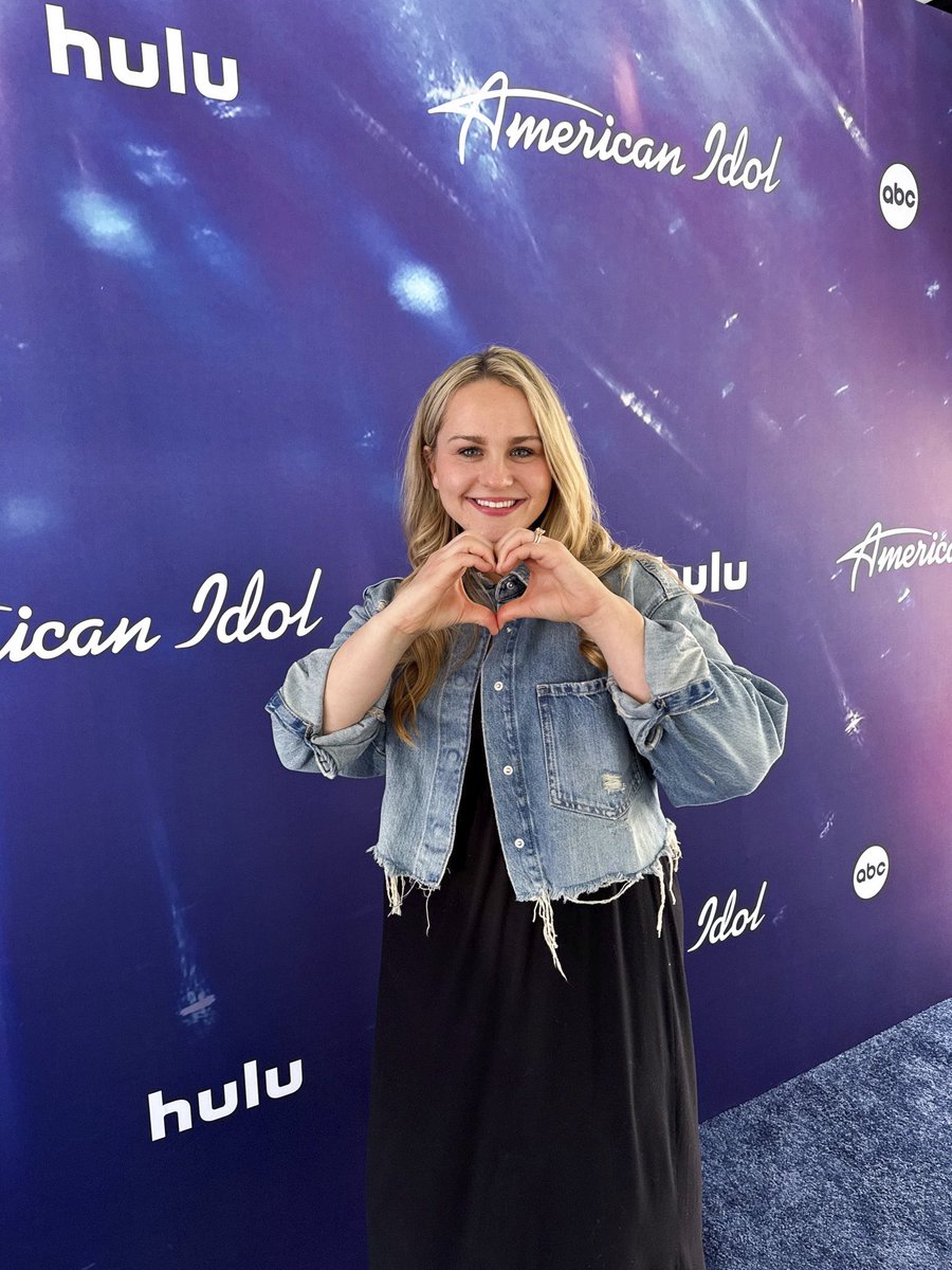 breannanixmusic's tweet photo. #NixNation, it’s almost GO TIME. 🌟 
We’re going from Top 10 to Top 7 this Sunday AND Monday on @americanidol — and I need YOUR VOTES both nights!
It’s now or never. Let’s GO!!  🤩 
Vote. Share. Repeat.❤️ 
Are YOU Team Nix? 🙏🏼❤️💕 
#TeamNix #AmericanIdol #VoteNix #IdolTop7 https://t.co/UroD4vHp6E