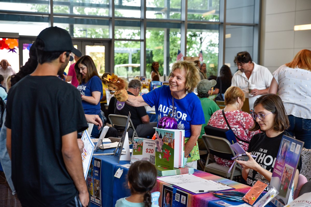 COC to Host Second Annual Santa Clarita Valley Book Festival on May 10 - mailchi.mp/canyons.edu/co…