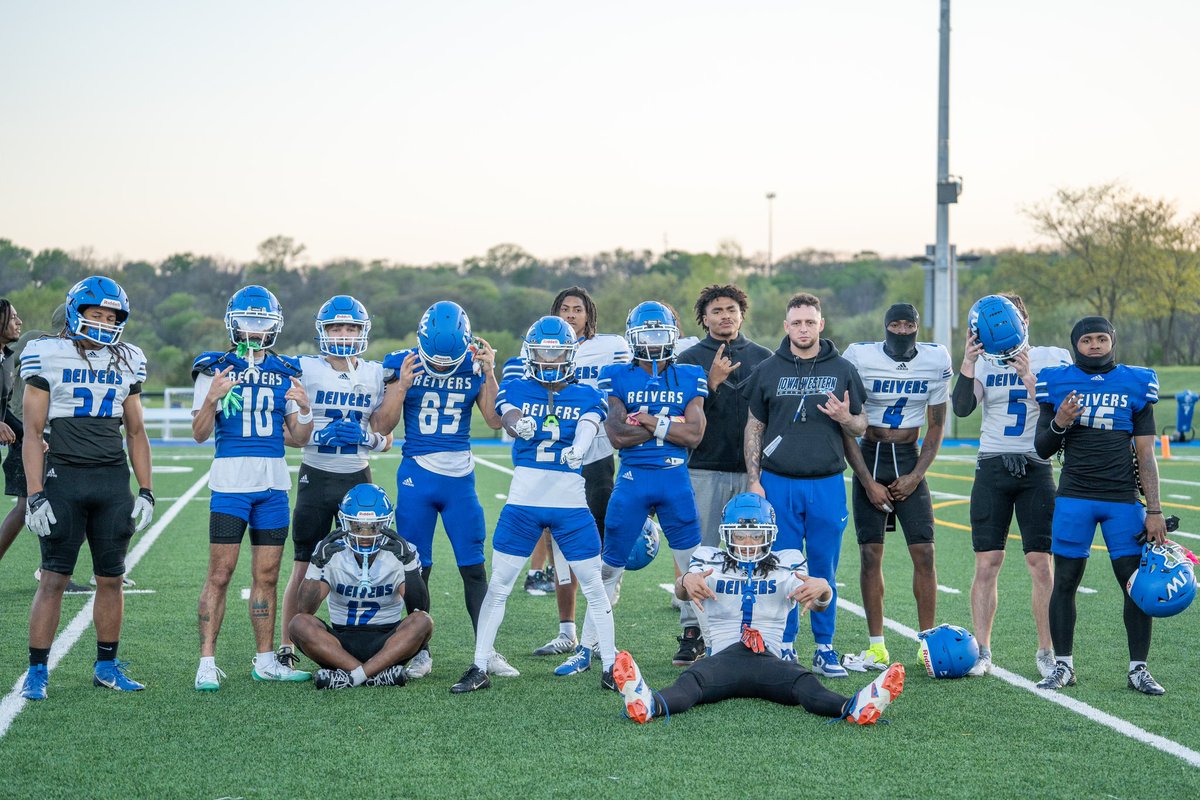 Iowa Western spring ball in the books ✅ <a href="/ReiverFootball/">IWCC Reiver Football</a> #WRU #Quick6 🏴‍☠️