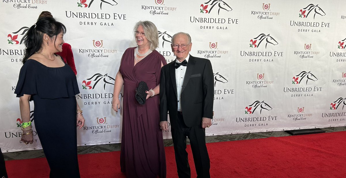 The stars are starting to walk the red carpet at #UnbridledEve2025. Kaoru Tsuchiya-Hawley and Sandy Hawley along with Mike Manganello