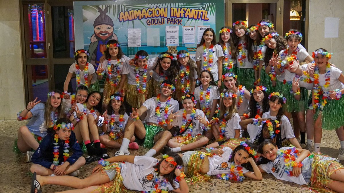 DistritOlimpico's tweet photo. 💙𝐃𝐢́𝐚 𝟐 completado en la Costa Dorada Basket Cup de @mhlsports 

🤩Día completísimo en Salou, baloncesto, Portaventura, diversión y fiesta de disfraces ¡Gran día!

#FamiliaDO #CanteraDO https://t.co/QuNtpacVuy