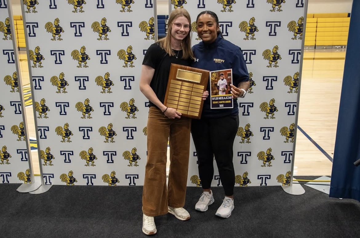 Last night we honored our Student-Athletes at the Trinity College Athletics Banquet!

Congratulations to our group for winning The Bantam Cup, to Lizzie Nelson, who was inducted into Chi-Alpha Sigma, and to Taylor Mikolajczak, who was the recipient of the Susan E. Martin Award 🏆