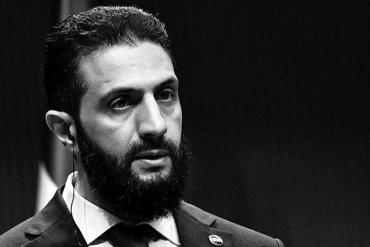 لم يهدم لكم بيتاً
لم يشرد لكم شملاً
لم يسجن لكم ولداً
لم يفرط في أرضكم شبراً 
لم يسرق من أموالكم فلساً
كل ما في الأمر أنه يريد الحفاظ عليكم فرداً فرداً ويوحدكم يا أبناء سوريا من جديد 
فحافظوا عليه