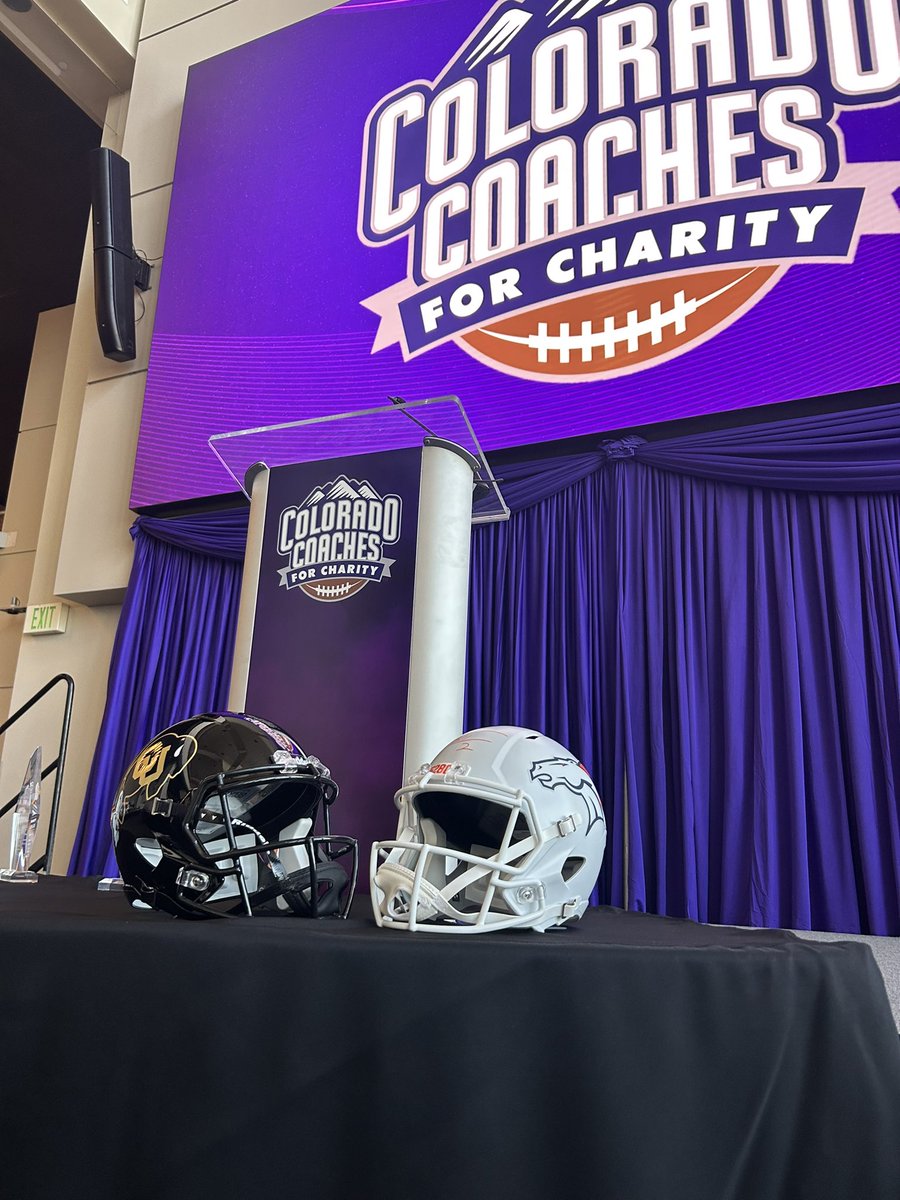 Coach Fisher DeBerry tweet media