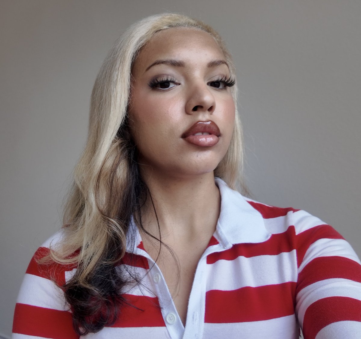 lmsocurious's tweet image. If Where’s Waldo was a 5’6 bad bitch