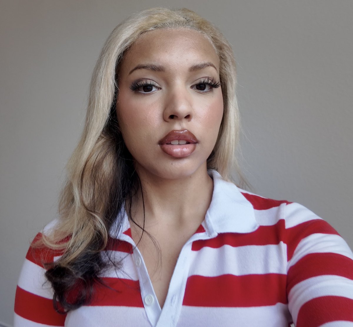 lmsocurious's tweet image. If Where’s Waldo was a 5’6 bad bitch