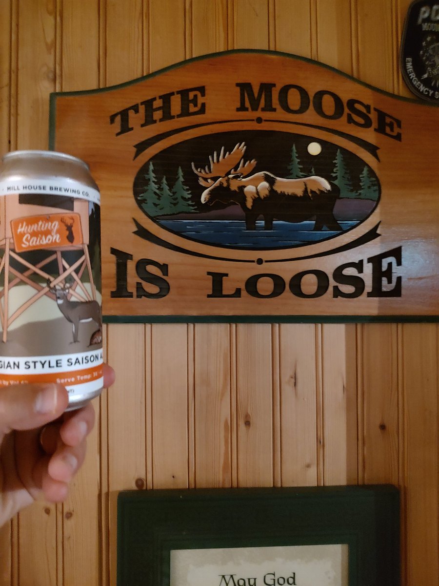 JimmyDee1974's tweet image. Friday Night at Moose's Lounge
#MooseLounge  #MillHouse #BelgianStyle #HuntingSaison
