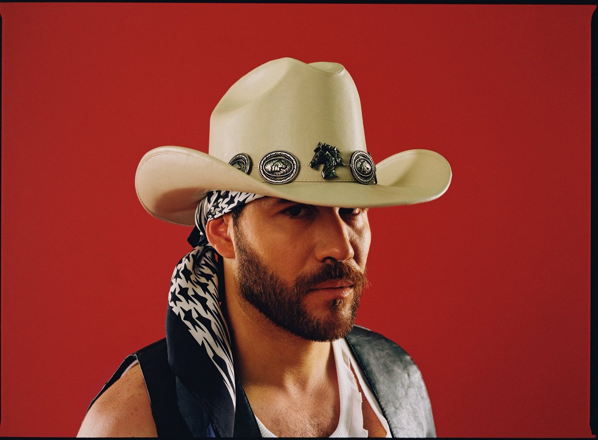 Mayo, sé que tú lo sabes🌵👢

Fotografía y diseño by <a href="/gara/">gara</a>