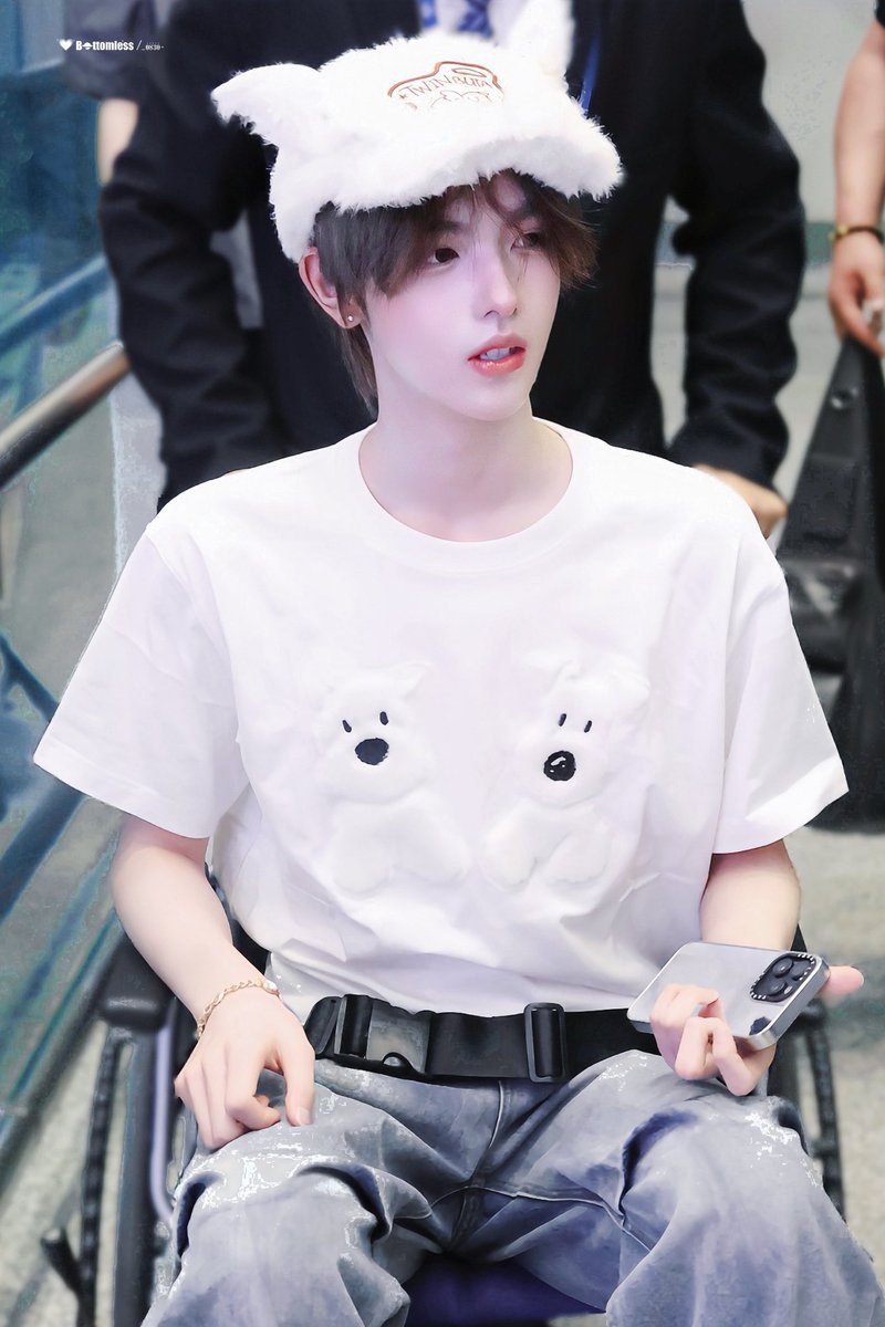 Bottomless丨新澈 tweet media