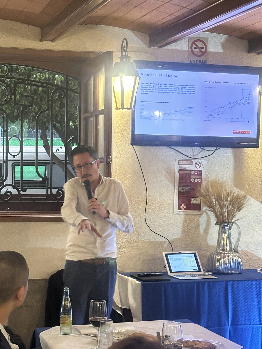 _GreenTology_'s tweet image. #CoberturaGT | Inicia una de las #TechNights 2025 acerca de las Smart factories &amp;amp; industria 4.0 #SmartMediaGroup #Greentology