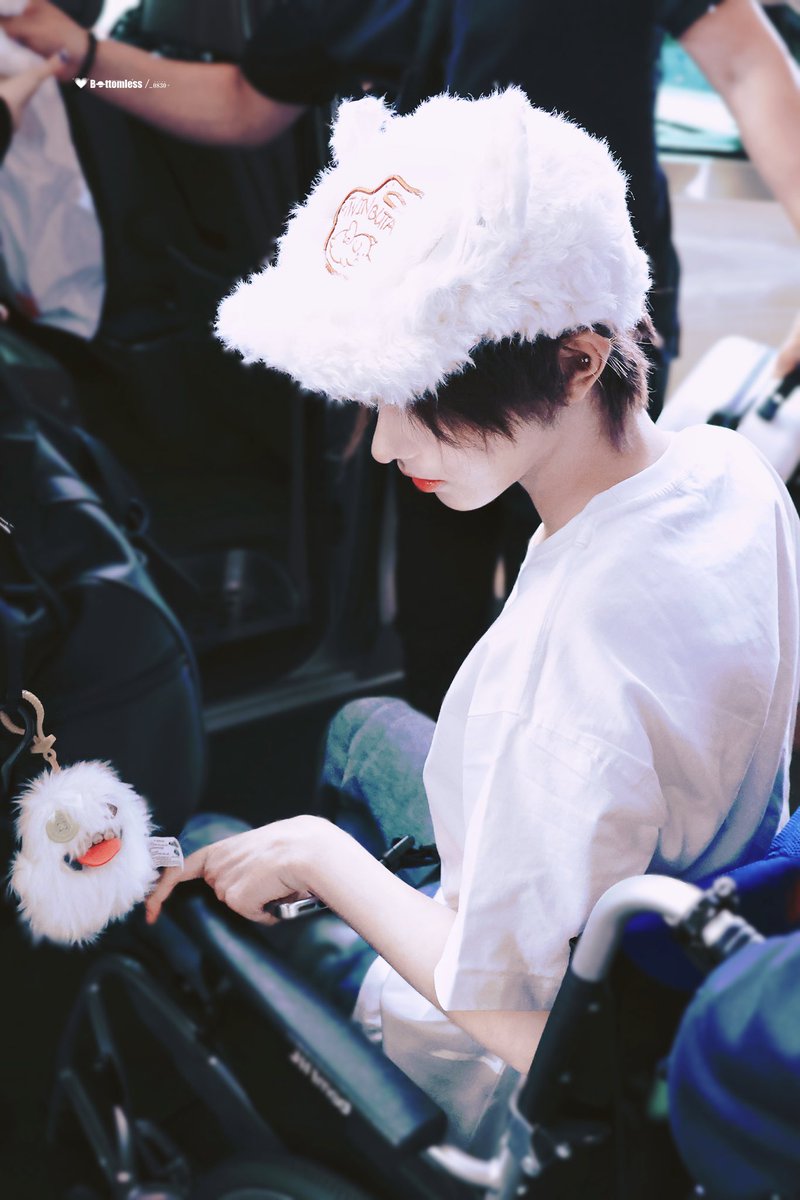 Bottomless丨新澈 tweet media