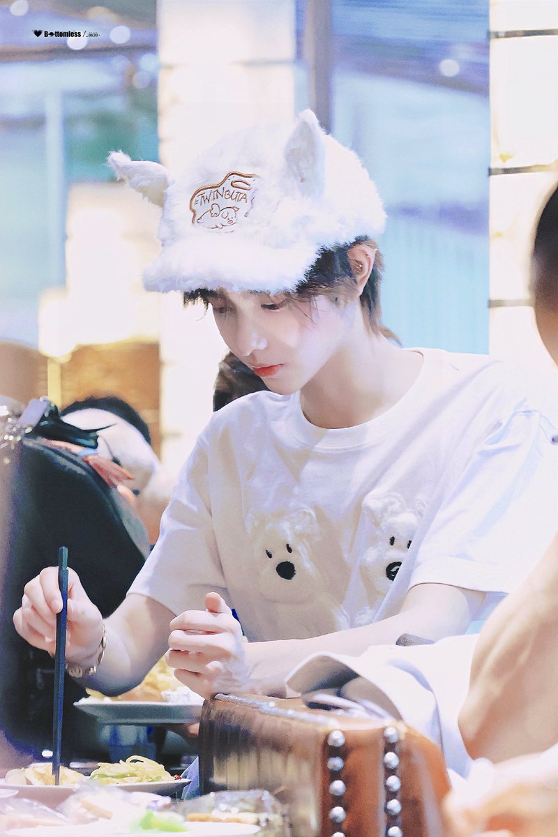 Bottomless丨新澈 tweet media