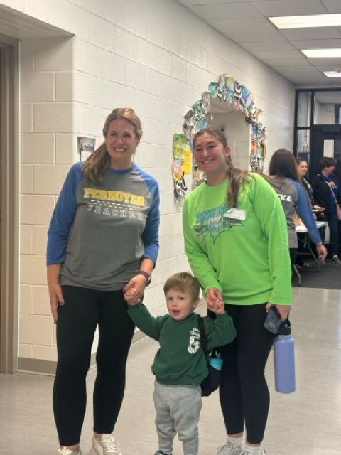 PennoyerSchool's tweet photo. Always making Pennoyer memories.  We LOVE our alumni! https://t.co/5Vk2LUj0wC