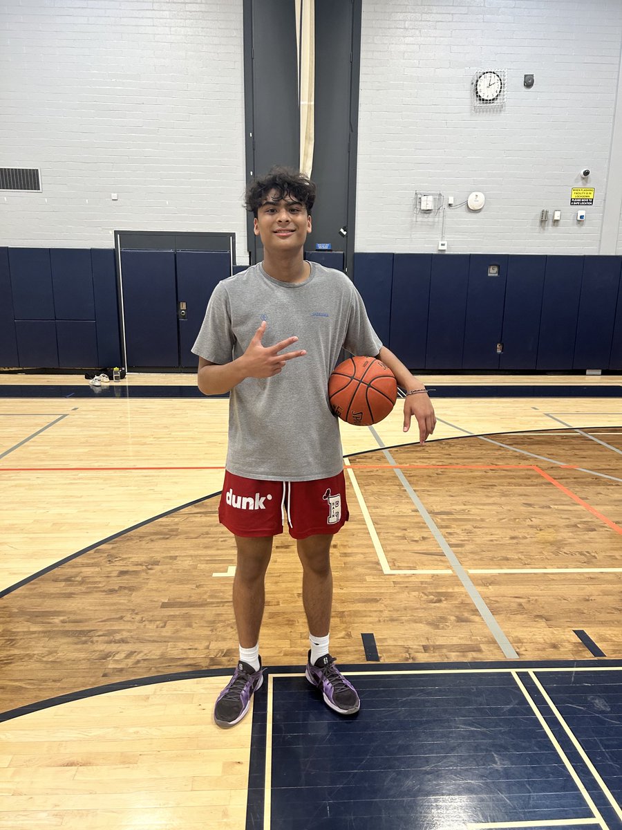 Coach Clinch tweet media