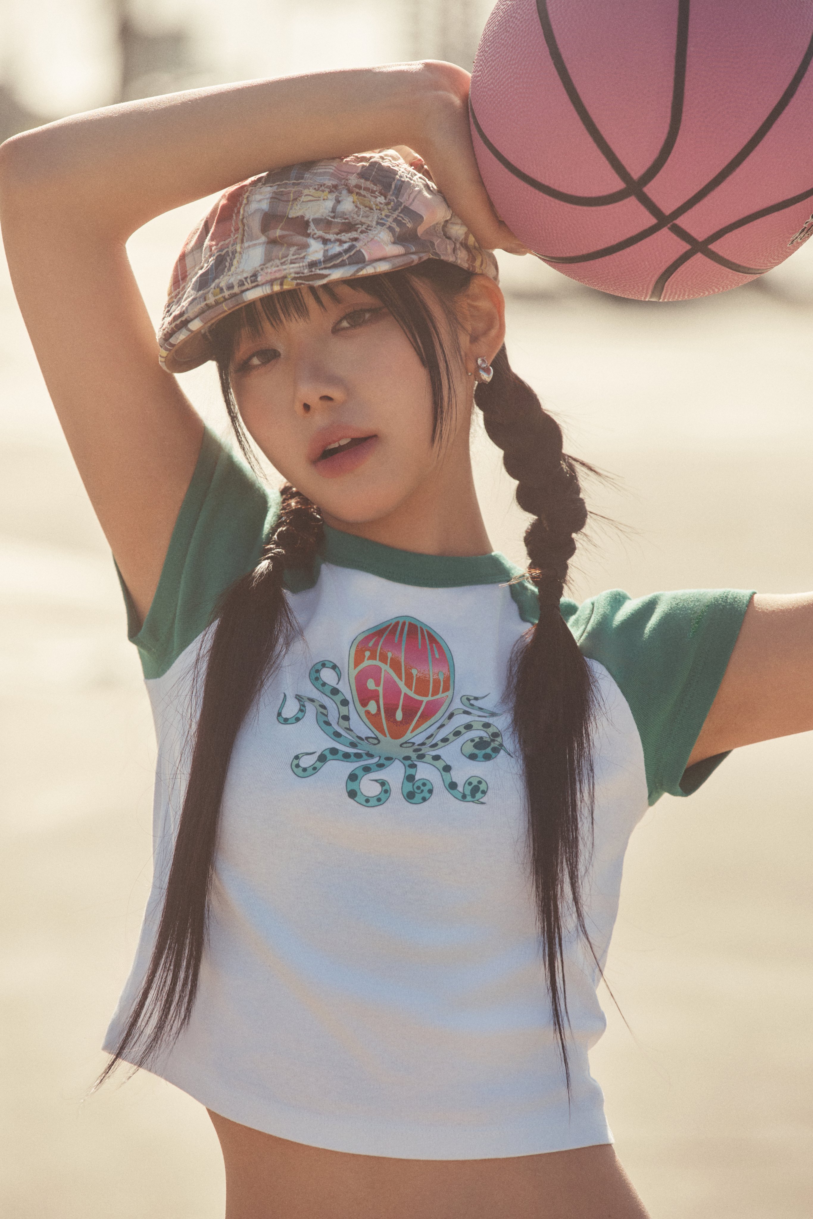 Gp03hhTbwAAdBKX?format=jpg&name=4096x4096