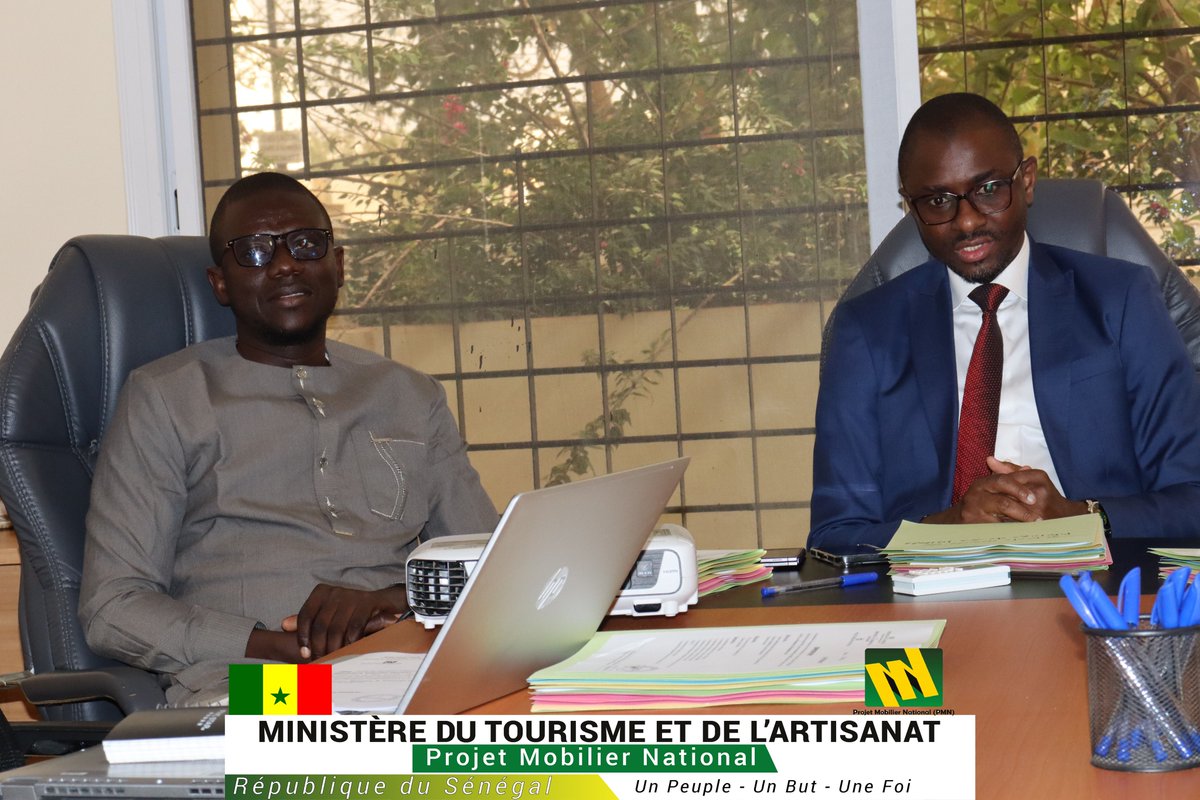 Projet Mobilier National tweet media