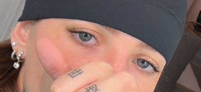 sus ojos siempre serán mis favoritos 🥹