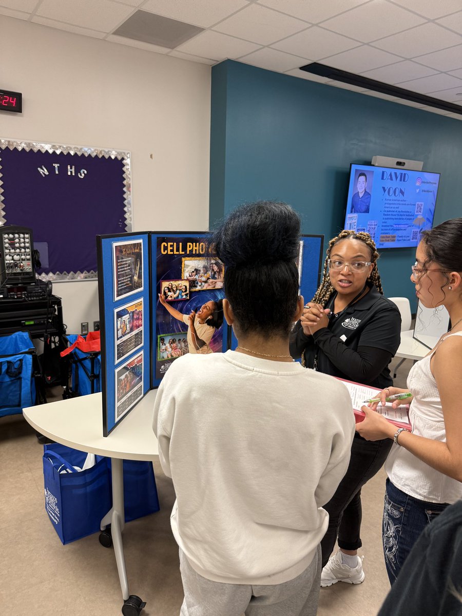 Our senior economics students learned all about adulting today at the  Reality Fair hosted by #BVSCU! Thank you for supporting education.