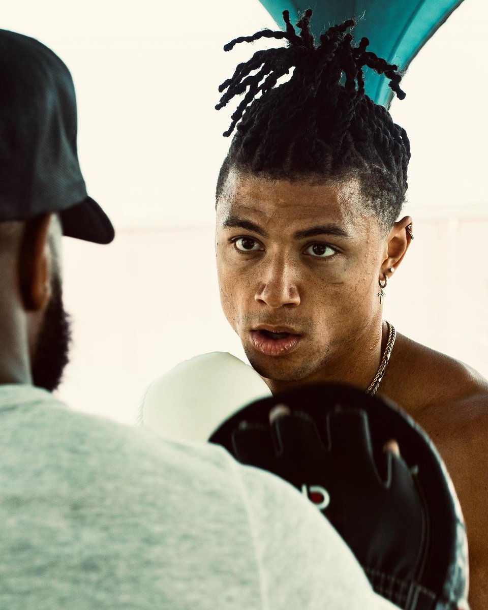 Itschasedemoor's tweet photo. Eyes on the prize 🥊 https://t.co/cGOtS5MYCS