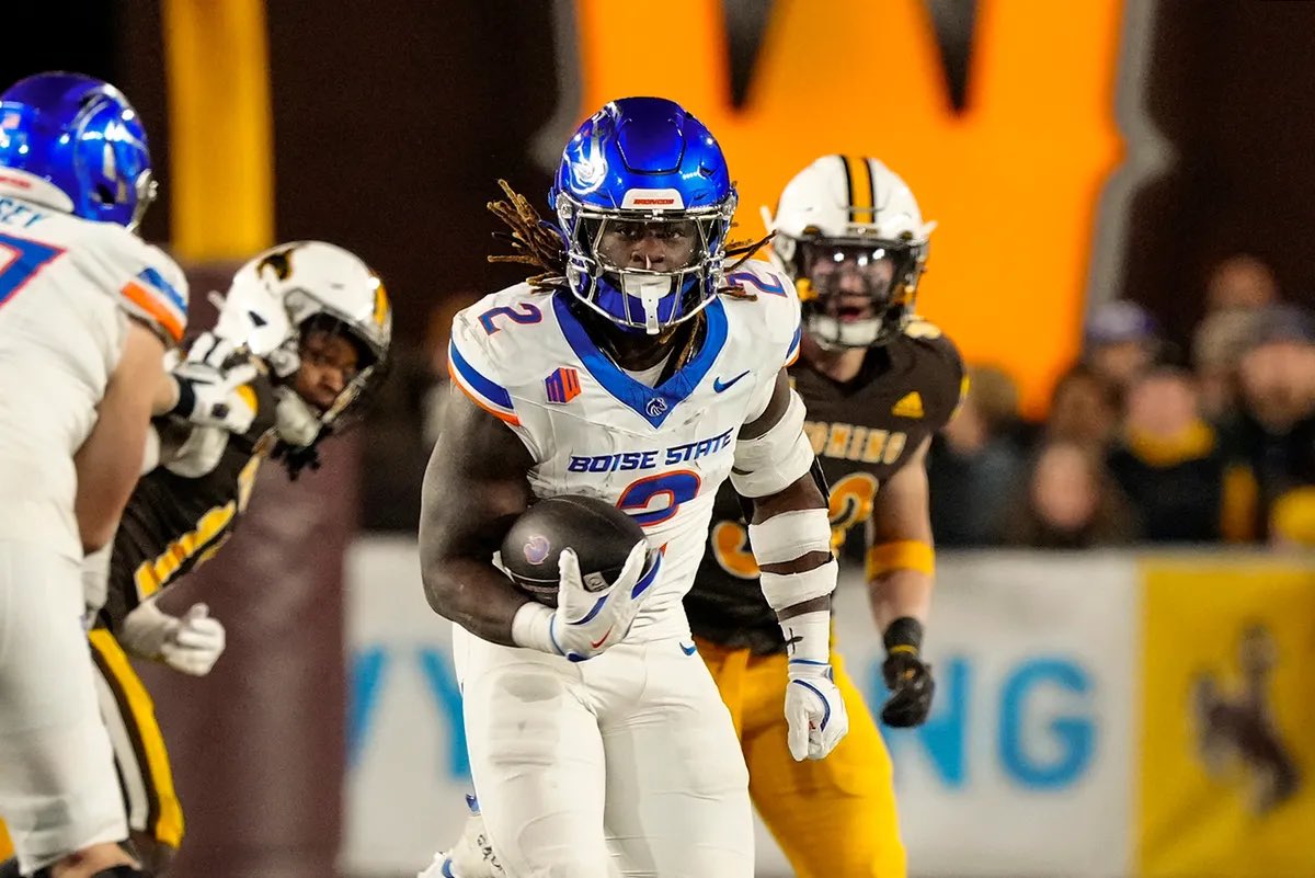 OTLFFootball's tweet image. Post-Draft Rookie RB Dynasty Rankings
1. Ashton Jeanty (LV)
2. TreVeyon Henderson (NE)
3. Omarion Hampton (LAC)
4. Cam Skattebo (NYG)
5. RJ Harvey (DEN)
6. Kaleb Johnson (PIT)
7. Quinshon Judkins (CLE)
8. Bhayshul Tuten (JAC)
9. Dylan Sampson (CLE)
10. Brashard Smith…