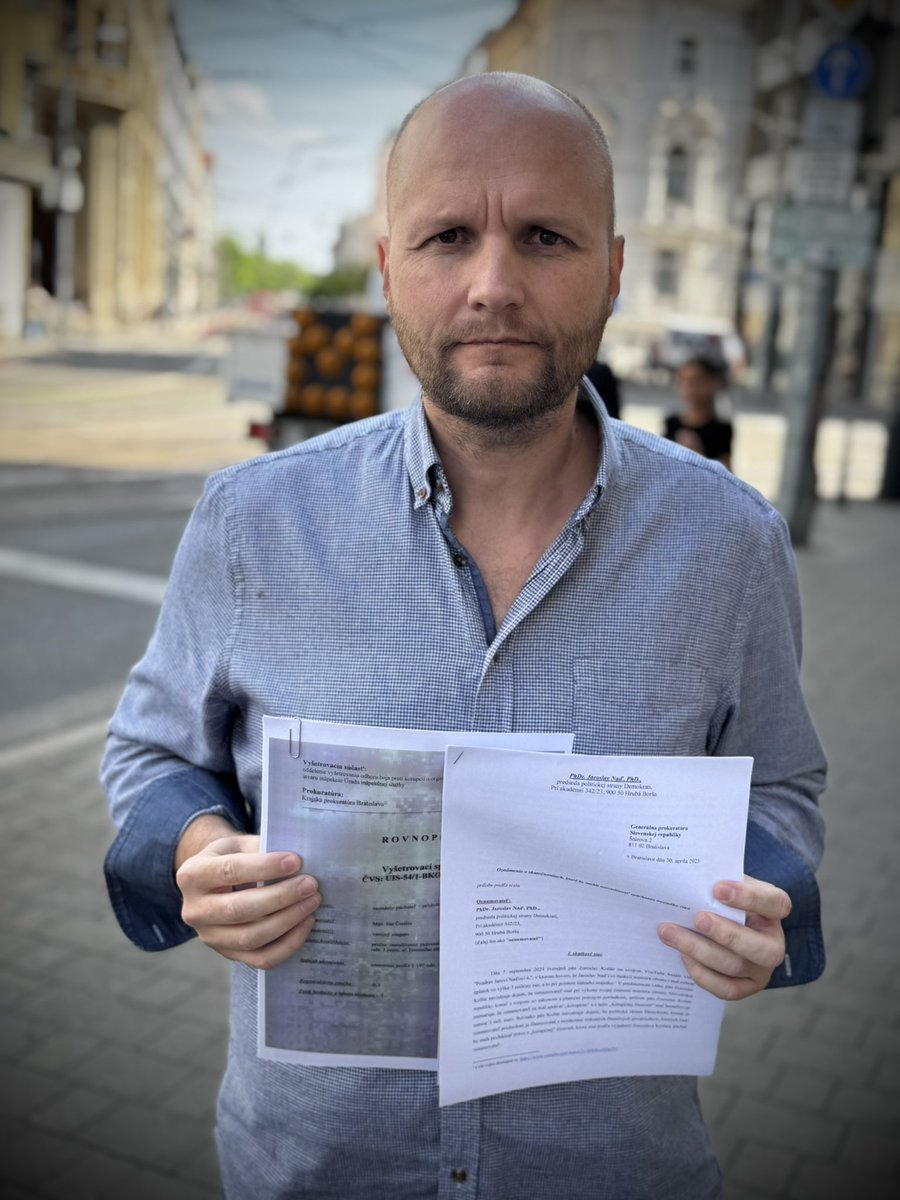 Na generálnu prokuratúru som doručil trestné oznámenie za falšovanie verejnej listiny, krivé obvinenie z korupcie a ohováranie. Som pripravený poskytnúť plnú súčinnosť relevantným orgánom a verím, že tak urobia aj páni T. Gašpar, Z. Kollár a J. Viktorín.