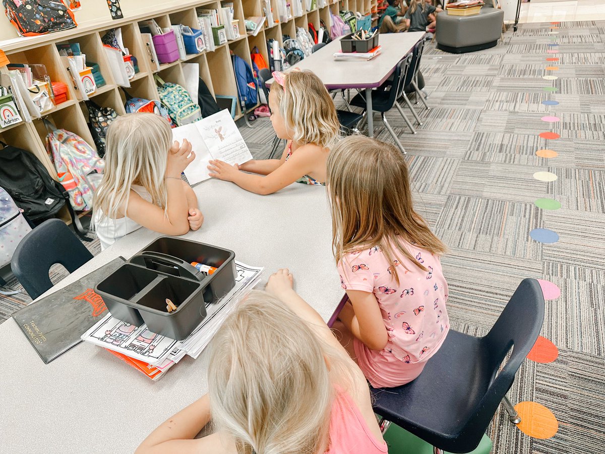 Mrs. Wright 🍎 tweet media