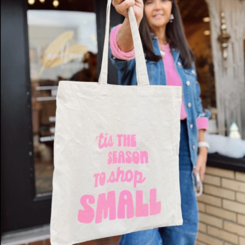 Big adventures, small-town heart. 💛 This #SmallBusinessWeek, we’re proud to be part of a local community that supports, grows, and welcomes explorers every day.