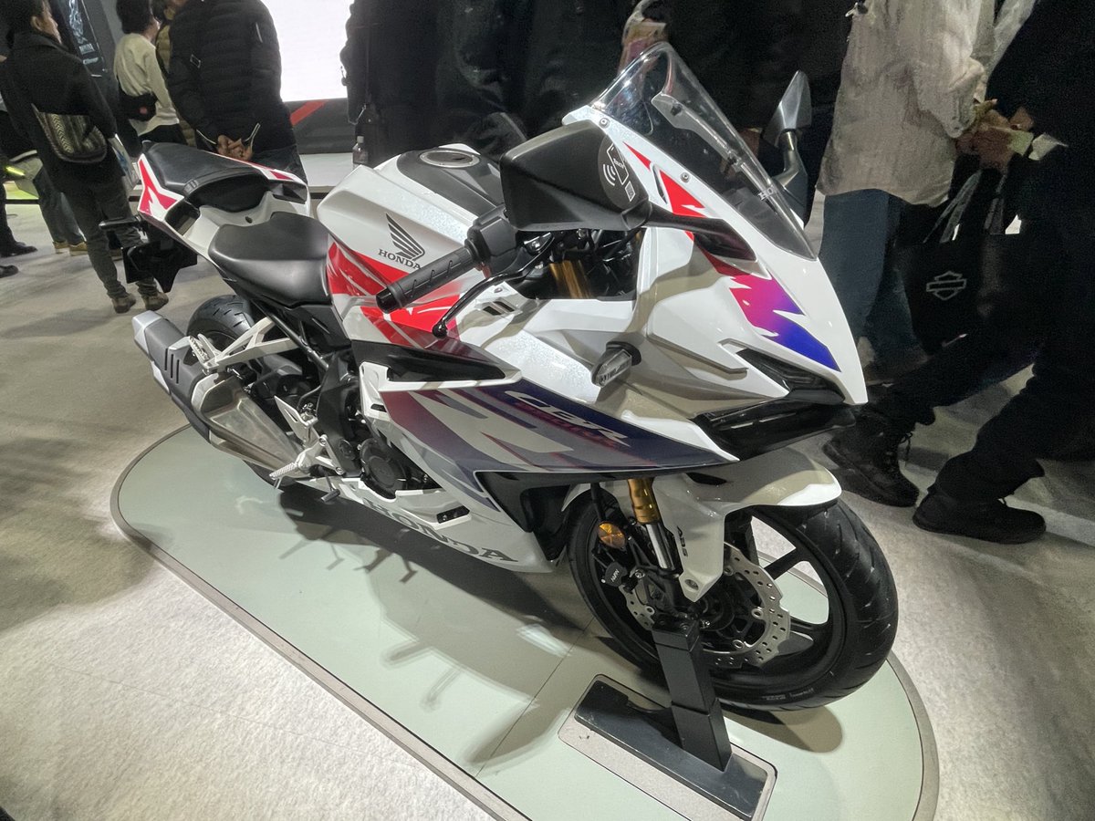 CBR_MONKEY_FXST's tweet image. #CBR250RR
#CBR
 #MC51の日