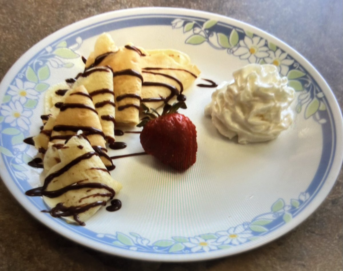 Foods &amp; Nutrition 1 students made homemade caramel, homemade hot fudge, and crepes.  I am beyond lucky to teach such talented students 👩‍🍳👨‍🍳

#WeAreHolmes #Everystudenteveryday #SayYestoFCS