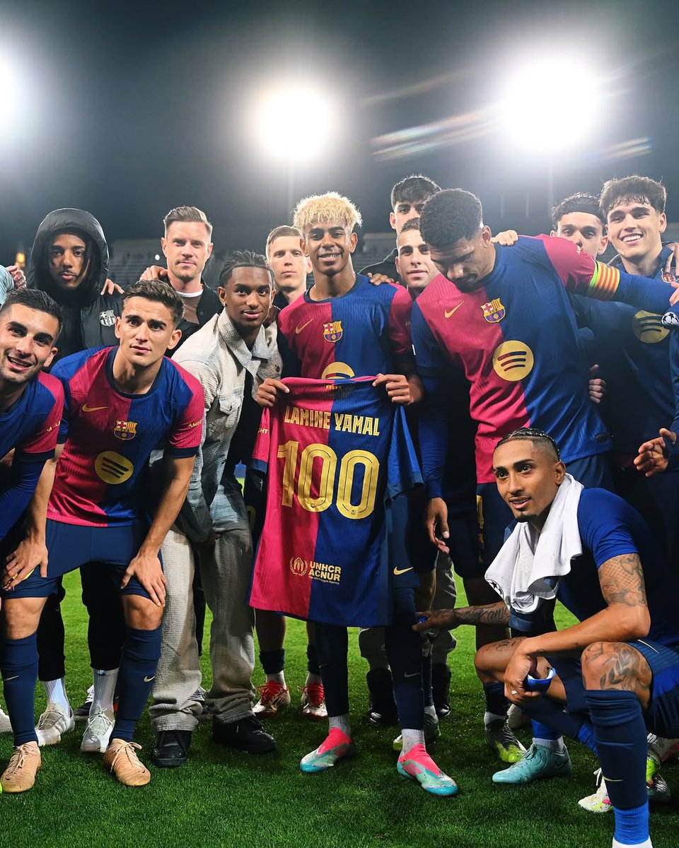 pitchfiles's tweet photo. 17 anos, 100 jogos pelo Barcelona. Starboy. https://t.co/lhzt0LpZxo