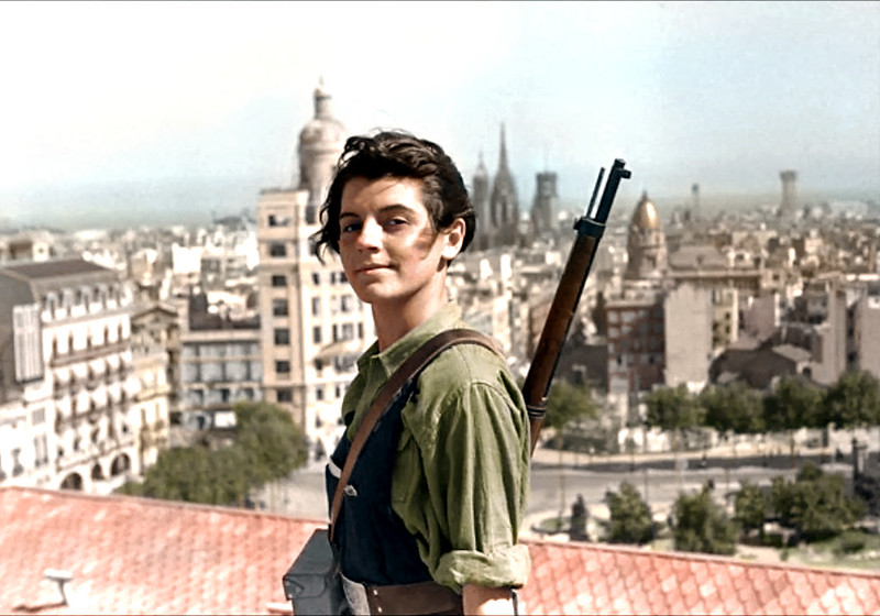 ultras_antifaa's tweet photo. PHOTO | Marina Ginesta, anti-fascist fighter in the Spanish Revolution when she was just 17.  

(Desperdicis, Sant Andreu) https://t.co/oKtsZUgFtn