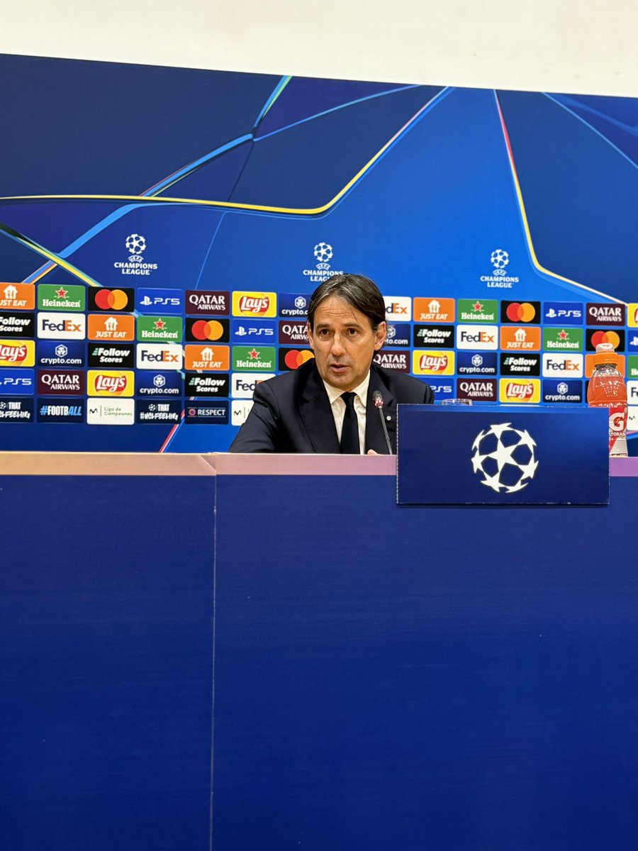 عمرو tweet media