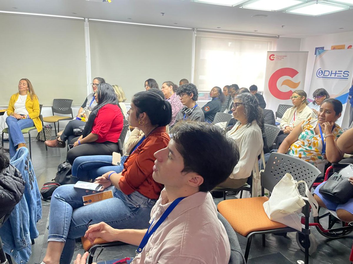 👉🏼Culminó en Bogotá el Seminario #ConectaPorLosDerechos con más de 30 defensor@s de derechos humanos de población migrante, refugiada y/o desplazada de América Latina y el Caribe. Organizado por <a href="/CODHESColombia/">CODHES</a> <a href="/CFCECartagena/">CFCE Cartagena</a> <a href="/AECID_es/">AECID</a>