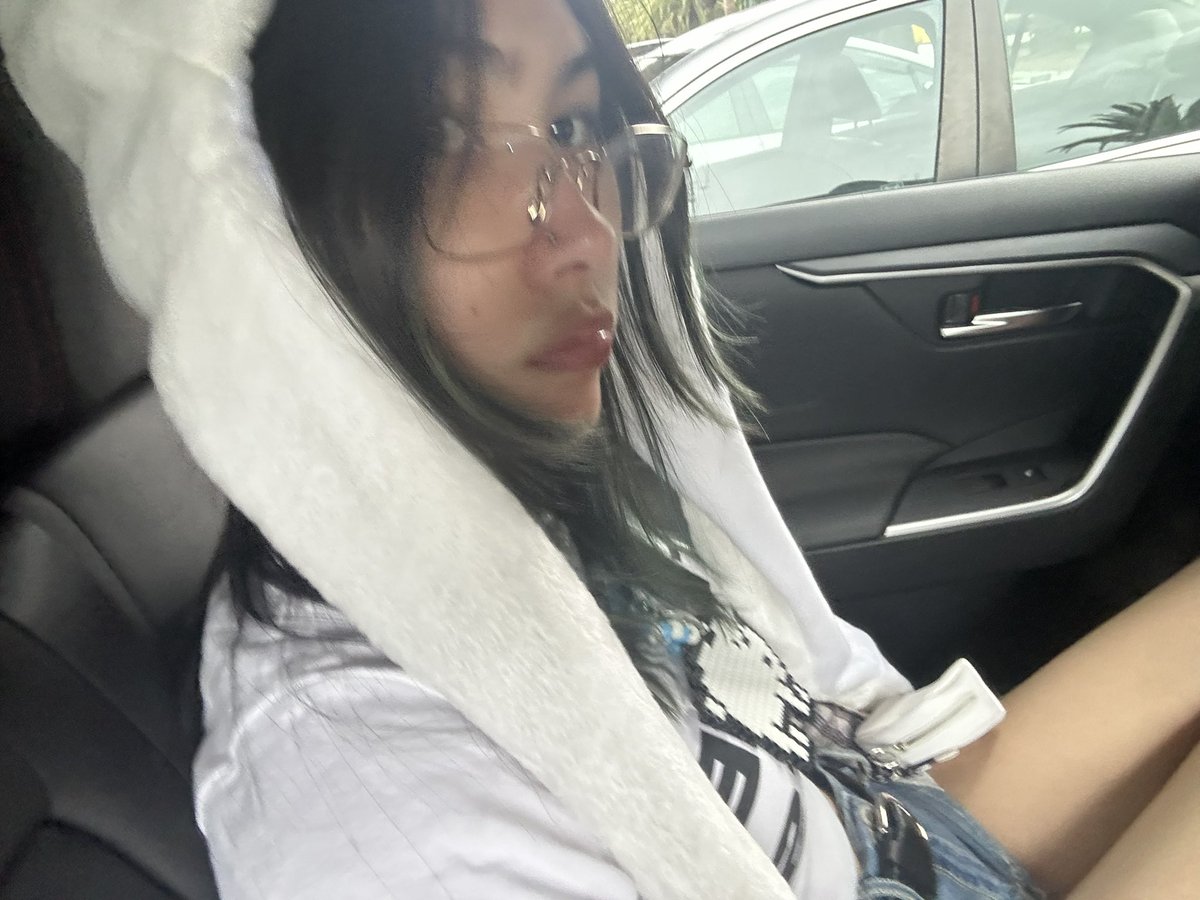 tokaige's tweet photo. latelyyy https://t.co/sIc7zX9RuB