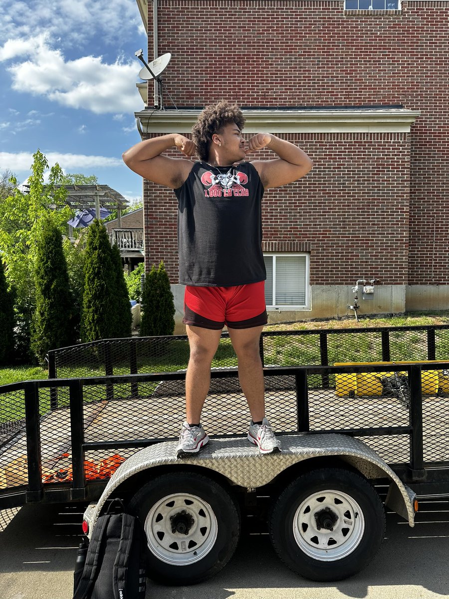 Trystan Plagge (@trystanplagge) on Twitter photo Got my shirt for the thousand pound club💪🏾💥 thank you God for my size and my strength🙏🏾<a href="/LakotaWestFB/">Lakota West Football</a> <a href="/CoachTomBolden/">Tom Bolden</a> <a href="/gmcsports/">GMC Sports</a> <a href="/247recruiting/">247Sports Recruiting</a> Got my shirt for the thousand pound club💪🏾💥 thank you God for my size and my strength🙏🏾<a href="/LakotaWestFB/">Lakota West Football</a> <a href="/CoachTomBolden/">Tom Bolden</a> <a href="/gmcsports/">GMC Sports</a> <a href="/247recruiting/">247Sports Recruiting</a>