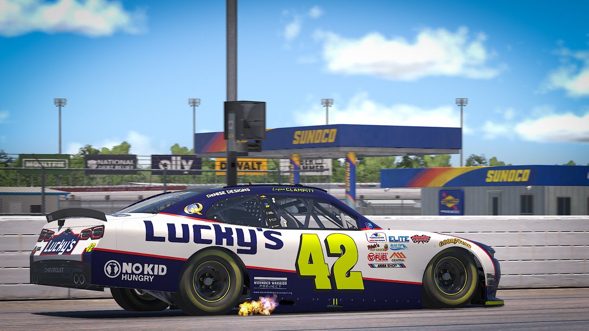 Championship state of mind! <a href="/LoganClampitt_/">Logan Clampitt</a> throws it back to the 2010 <a href="/JimmieJohnson/">Jimmie Johnson</a> Championship in the <a href="/AREAiRacing/">AREA iRacing</a> Pro Series at Darlington tom. night! Featuring <a href="/nokidhungry/">No Kid Hungry</a> and <a href="/wwp/">WWP</a>. Scheme by <a href="/DougDeNise40/">Doug DeNise</a>.

Stream live tom. night at 8:45PM ET via <a href="/ptrtv1/">Prime Time Racing TV</a> here:
