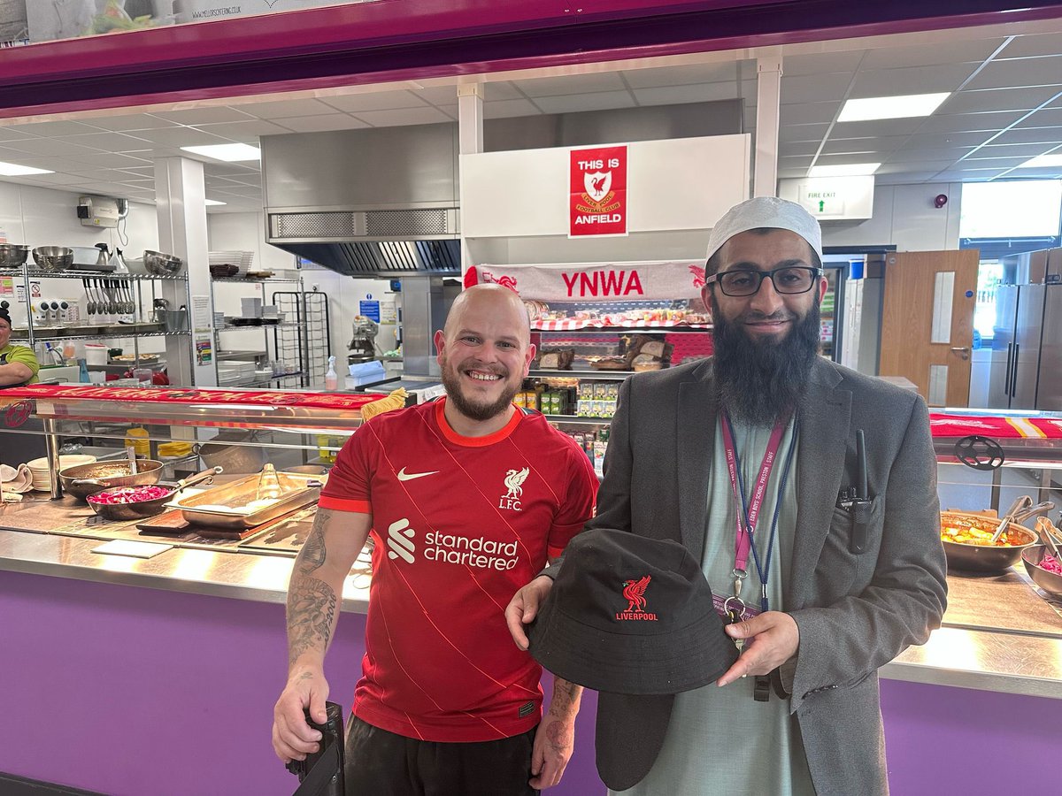edenboyspreston's tweet photo. Anfield came to @EdenBoysPreston today! Our LFC-themed canteen brought big smiles and even bigger team spirit - complete with a hearty serving of scouse beef stew! A brilliant way to unite through the national sport - football, food, and fun! #WeAreStar #WeAreFamily #EBP https://t.co/jp86bCeAfW