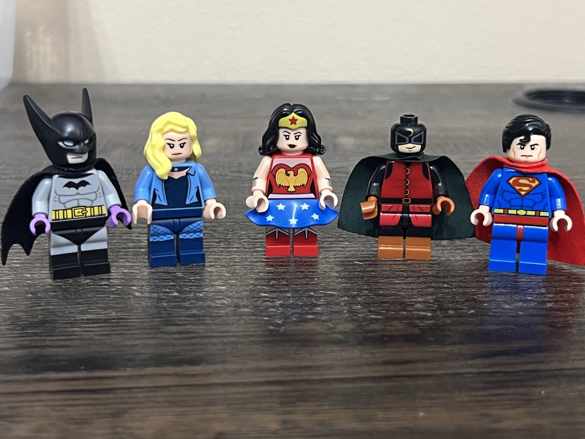 BrickCrisisPod's tweet photo. Classic JSA members (Part 3) #Batman #BlackCanary #WonderWoman #DoctorMidNite #Superman #LEGO #buildingblocks #JSApril https://t.co/aA8SLMgrZW https://t.co/YUKH4Ebwx4
