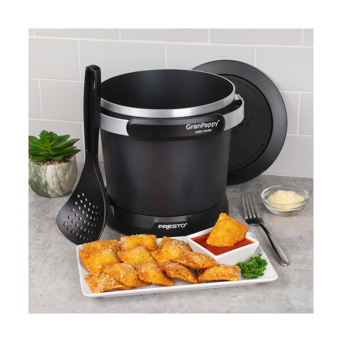 TopKitchensdeal's tweet photo. Deep fry like a pro! 🤩
Check out my Presto GranPappy fryer review – it's got a HUGE capacity!
Get 25% off until May 1st!
Don't miss out! #PrestoFryer #DeepFryer #KitchenGadgets #DealAlert
Get this offer: https://t.co/LopvkdFhyD 🌟 https://t.co/GVVNk9L5me